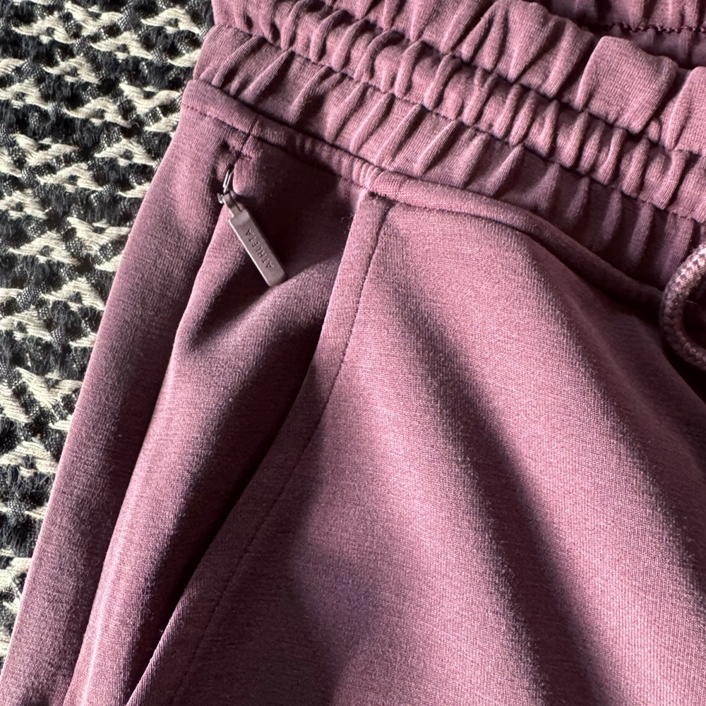 athleta Seasoft straight leg pant MT - Picture 3 of 5